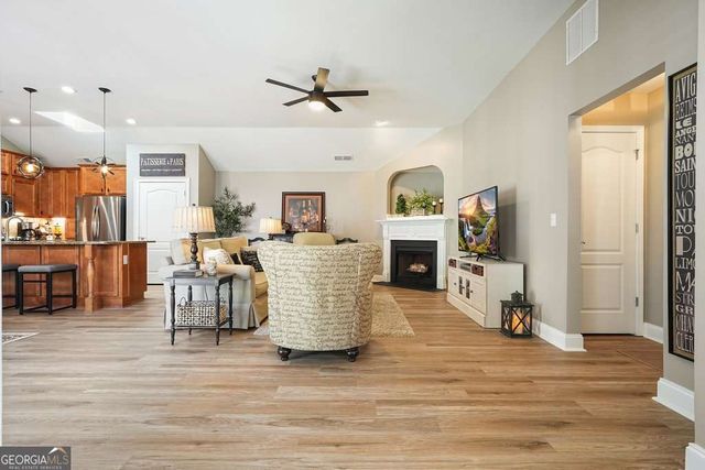 216 Patti Place, Canton, GA 30114