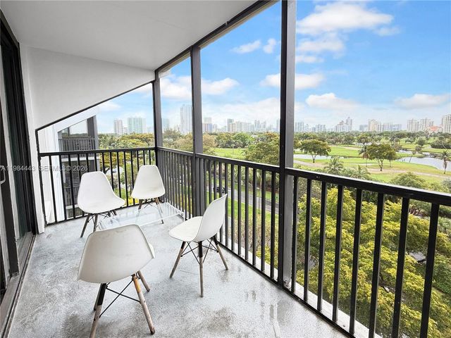 3301 N Country Club Dr 804, Aventura, FL 33180