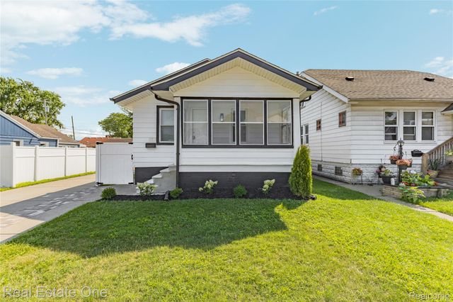 1539 Oconnor Avenue, Lincoln Park, MI 48146