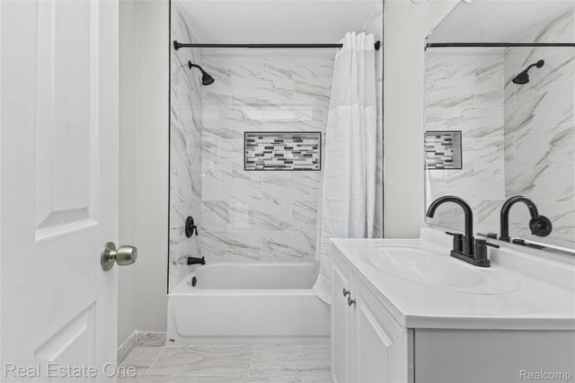 1539 Oconnor Avenue, Lincoln Park, MI 48146