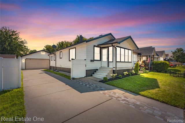 1539 Oconnor Avenue, Lincoln Park, MI 48146