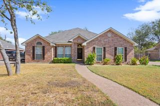 736 Tahoe Trail Drive, Hewitt, TX 76643
