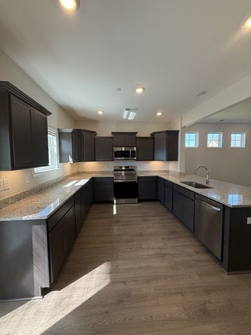 110 Watershed Court, Ashland City, TN 37015