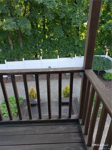 15 Dudley Street, Bristol, CT 06010