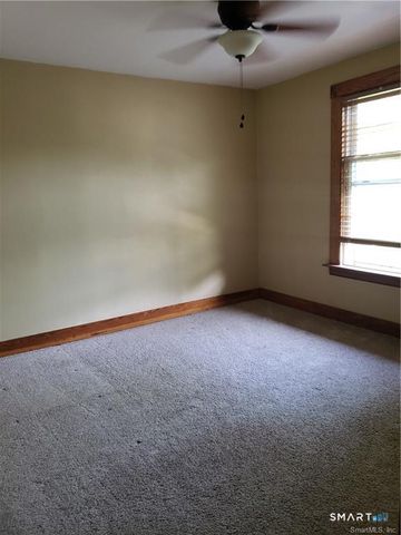 15 Dudley Street, Bristol, CT 06010