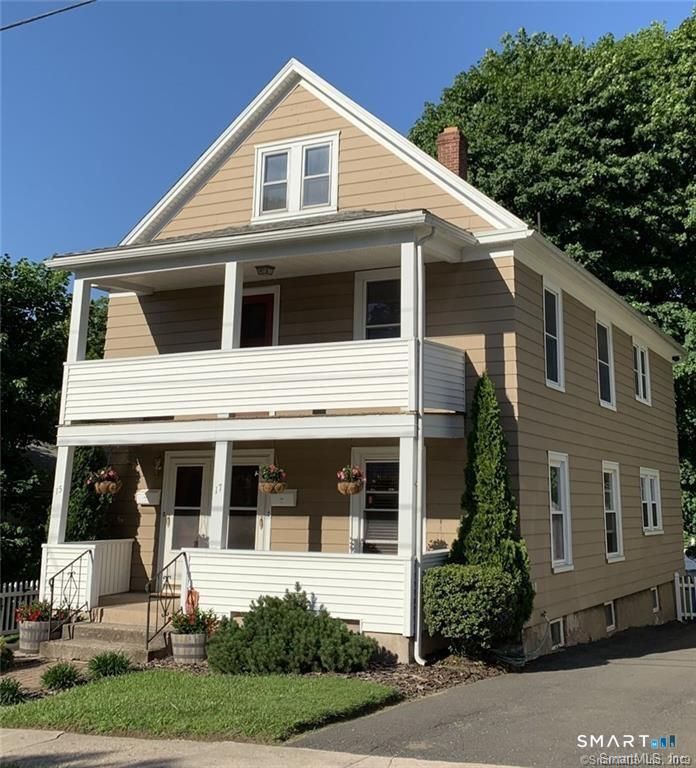 15 Dudley Street, Bristol, CT 06010