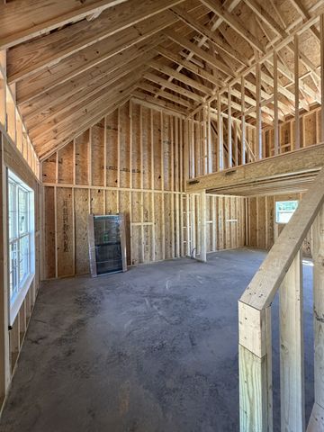 210 Parker Rd, Portland, TN 37148