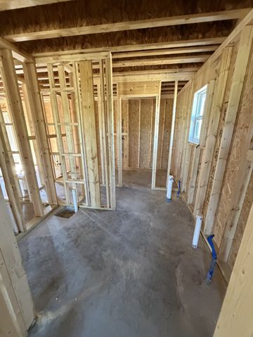 210 Parker Rd, Portland, TN 37148