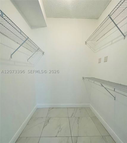 17150 N Bay Rd 2902, Sunny Isles Beach, FL 33160