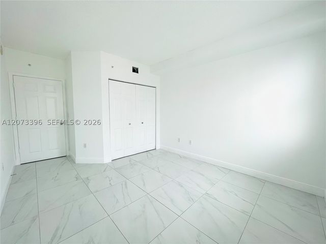 17150 N Bay Rd 2902, Sunny Isles Beach, FL 33160