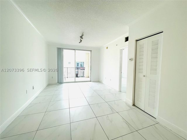 17150 N Bay Rd 2902, Sunny Isles Beach, FL 33160