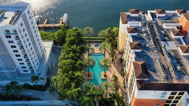 17150 N Bay Rd 2902, Sunny Isles Beach, FL 33160