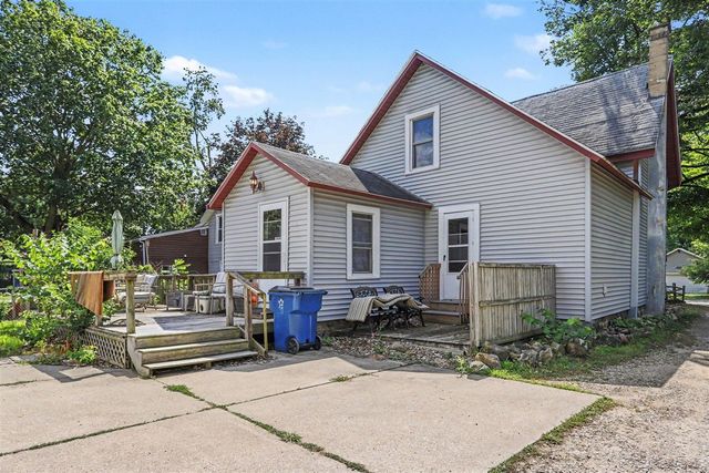 48 Burgess Drive, Galesburg, MI 49053