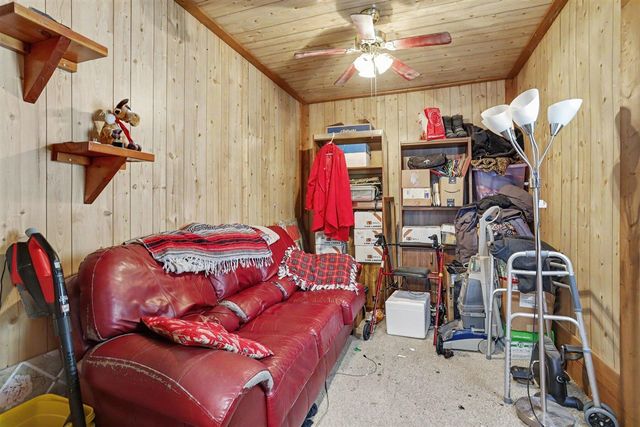48 Burgess Drive, Galesburg, MI 49053