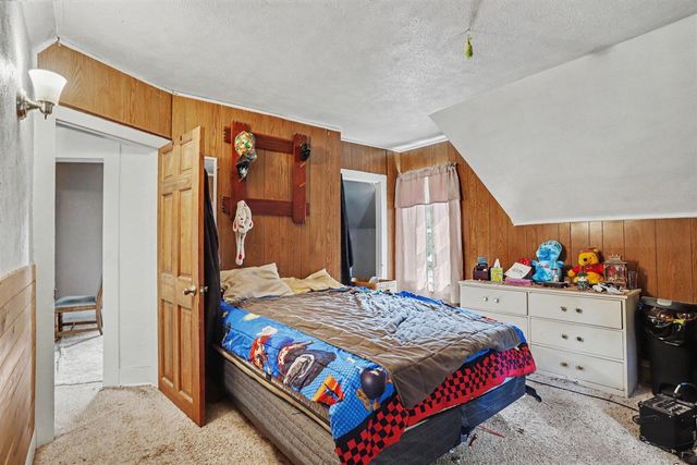 48 Burgess Drive, Galesburg, MI 49053