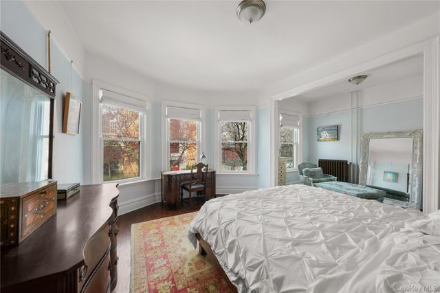 3020 Bainbridge Avenue, Bronx, NY 10458