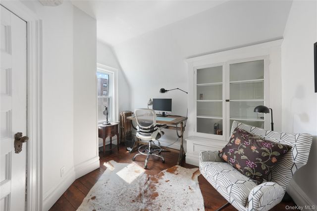 3020 Bainbridge Avenue, Bronx, NY 10458