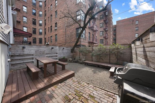3020 Bainbridge Avenue, Bronx, NY 10458