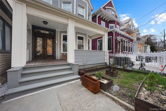 3020 Bainbridge Avenue, Bronx, NY 10458