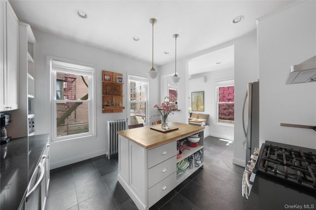 3020 Bainbridge Avenue, Bronx, NY 10458