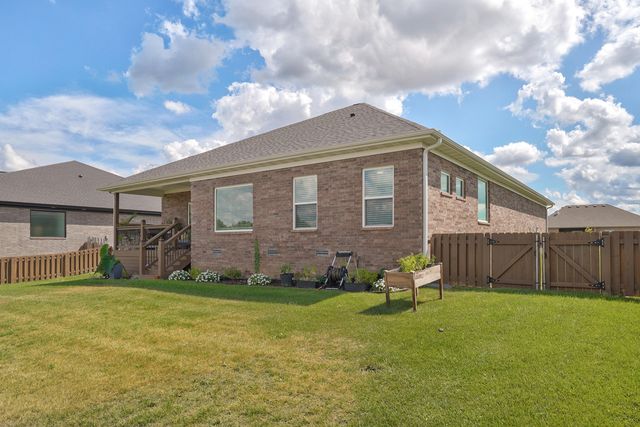 1065 W Gaslight Drive, Springfield, MO 65810