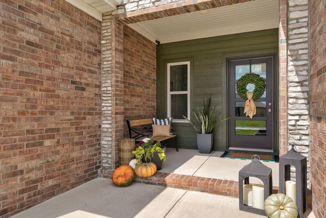 1065 W Gaslight Drive, Springfield, MO 65810