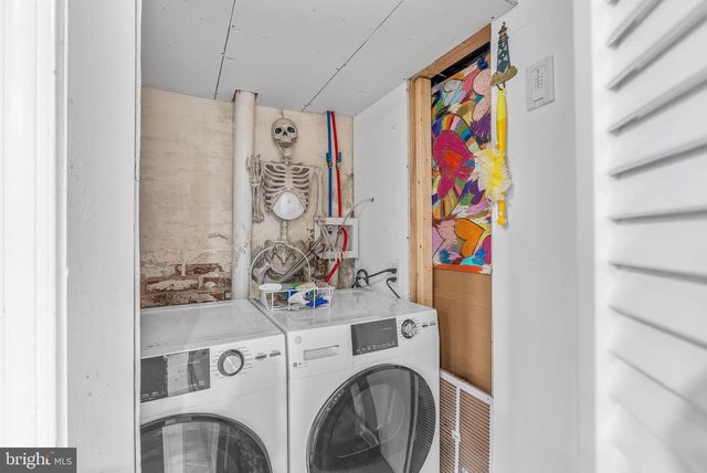 240 CHRISTIAN ST, Philadelphia, PA 19147