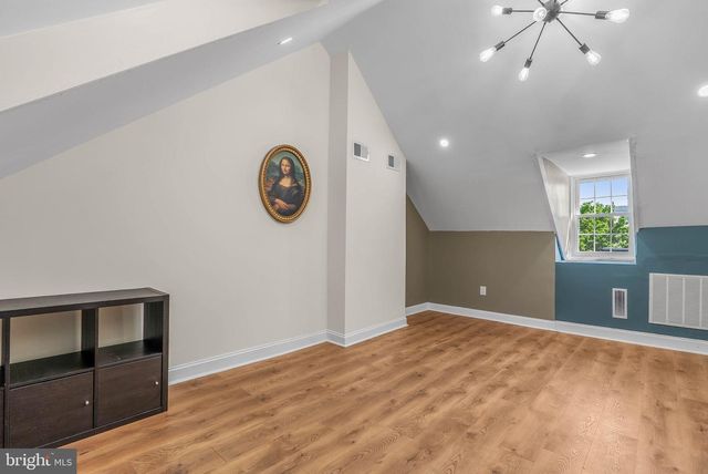240 CHRISTIAN ST, Philadelphia, PA 19147