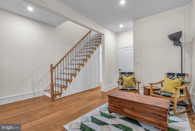 240 CHRISTIAN ST, Philadelphia, PA 19147