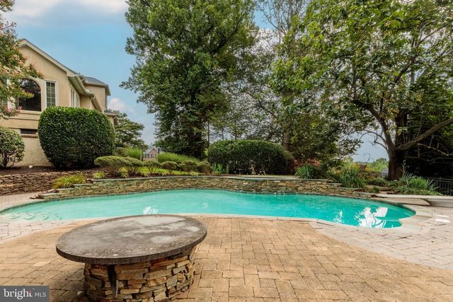 1 LONGLEA CT, Kingsville, MD 21087
