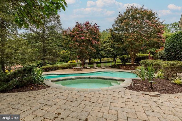 1 LONGLEA CT, Kingsville, MD 21087
