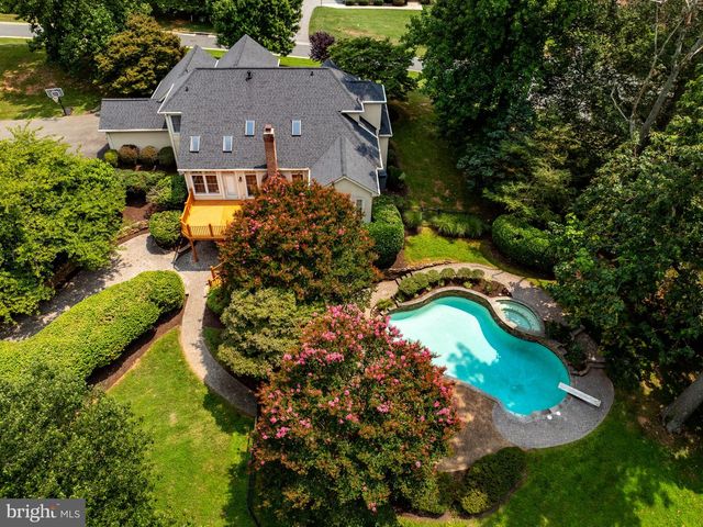 1 LONGLEA CT, Kingsville, MD 21087
