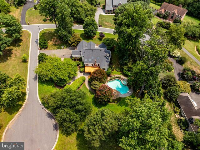 1 LONGLEA CT, Kingsville, MD 21087