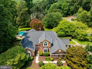 1 LONGLEA CT, Kingsville, MD 21087