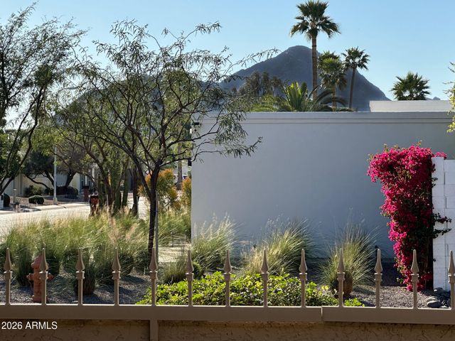 5622 N 78TH Place N, Scottsdale, AZ 85250