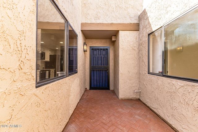 5622 N 78TH Place N, Scottsdale, AZ 85250