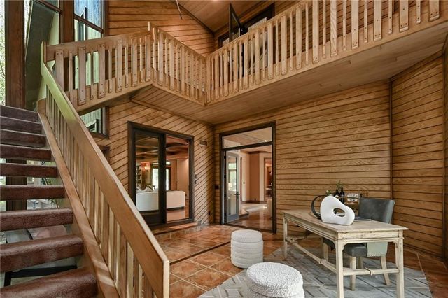 25911 E 99th Street, Lee's Summit, MO 64086