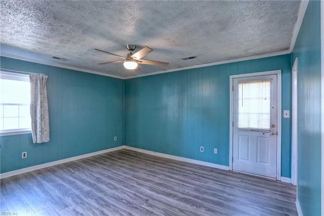 705 Whisperwood DR, Newport News, VA 23602