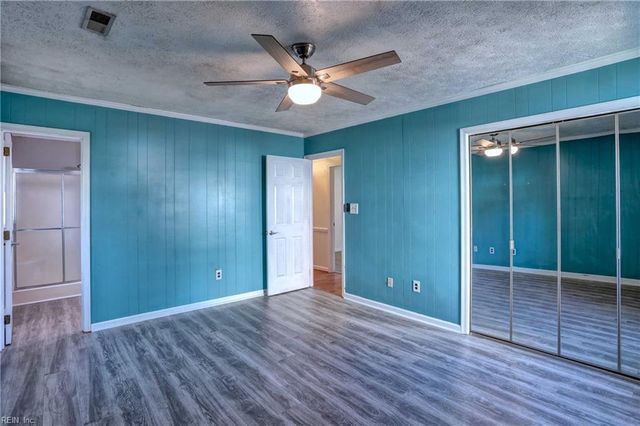 705 Whisperwood DR, Newport News, VA 23602