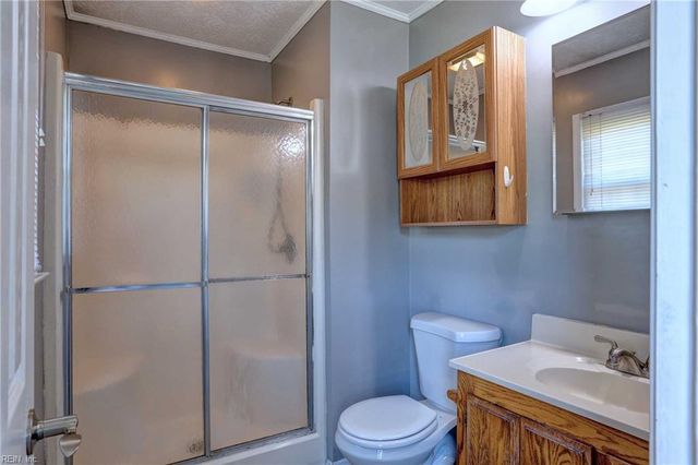 705 Whisperwood DR, Newport News, VA 23602