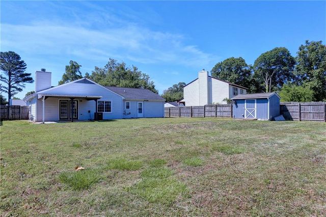 705 Whisperwood DR, Newport News, VA 23602