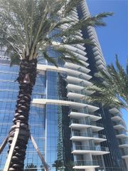 851 NE 1st Ave 3705, Miami, FL 33132