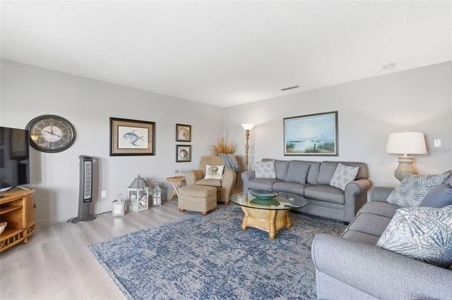 4805 COBIA DRIVE SE D, St Petersburg, FL 33705
