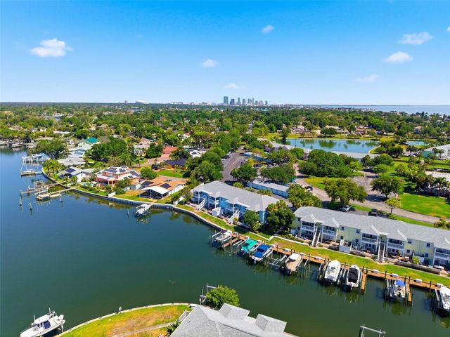 4805 COBIA DRIVE SE D, St Petersburg, FL 33705
