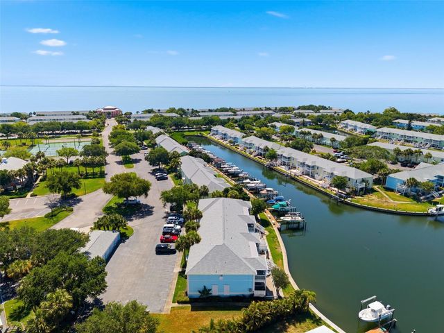 4805 COBIA DRIVE SE D, St Petersburg, FL 33705