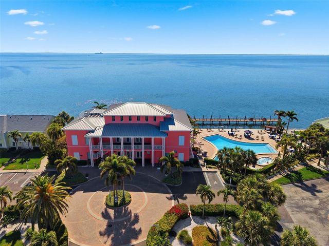 4805 COBIA DRIVE SE D, St Petersburg, FL 33705