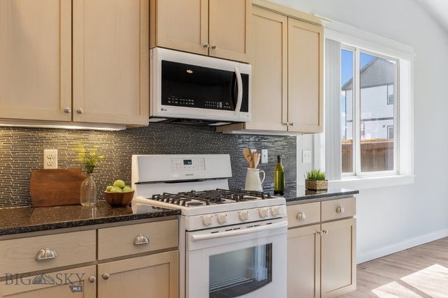 604 Talon Way, Bozeman, MT 59718