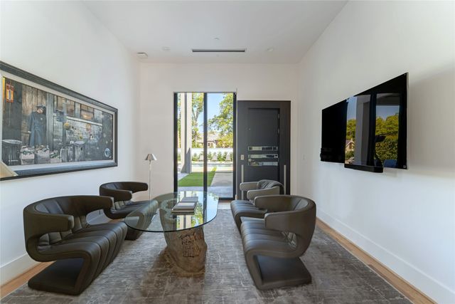 5959 Colhurst Street, Dallas, TX 75230