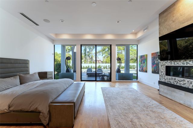 5959 Colhurst Street, Dallas, TX 75230