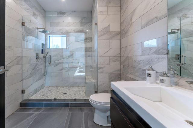 5959 Colhurst Street, Dallas, TX 75230